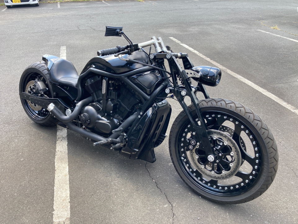 HARLEY-DAVIDSON VRSCA V-ROD