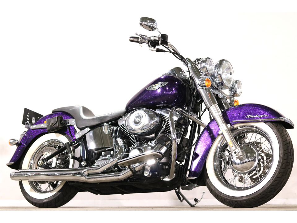 HARLEY-DAVIDSON FLSTN Softail Deluxe
