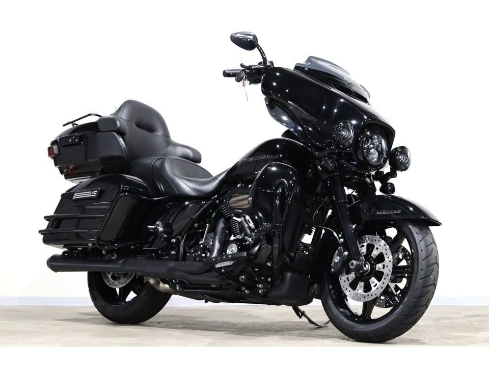 HARLEY-DAVIDSON FLHTK Ultra LTD