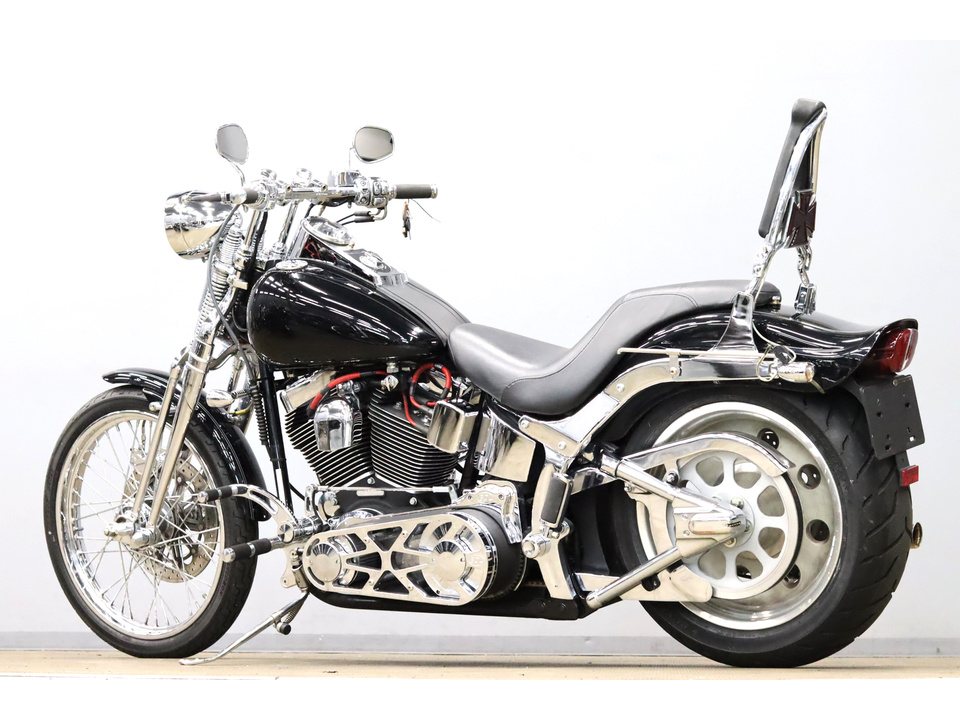 HARLEY-DAVIDSON FXSTS Softail Springer