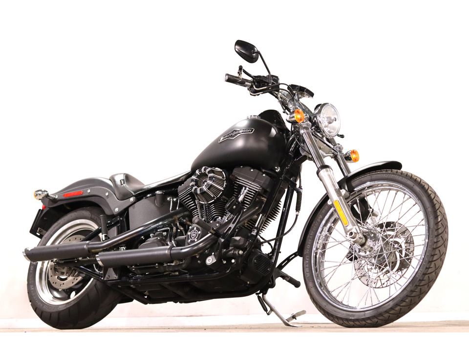 HARLEY-DAVIDSON FXSTB