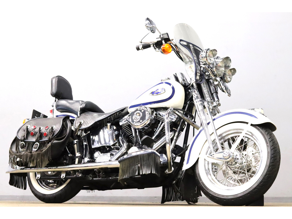 HARLEY-DAVIDSON FLSTS Heritage Springer