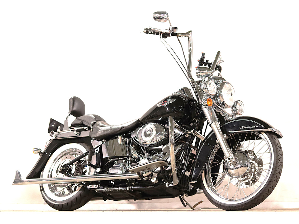HARLEY-DAVIDSON FLSTN Softail Deluxe