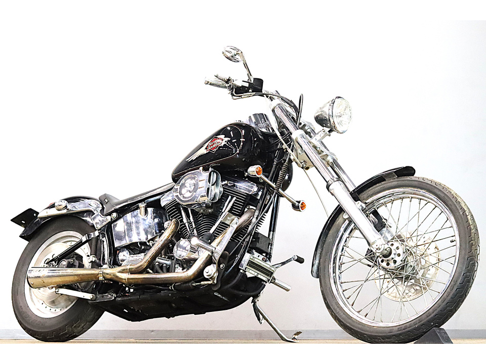 HARLEY-DAVIDSON FXSTC