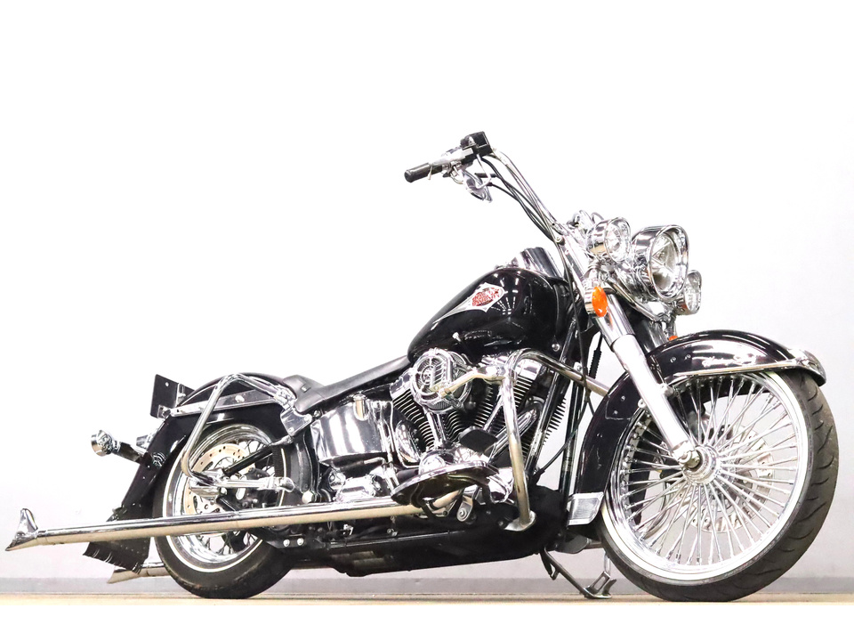 HARLEY-DAVIDSON FLSTC