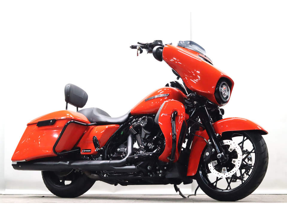 HARLEY-DAVIDSON FLHXS