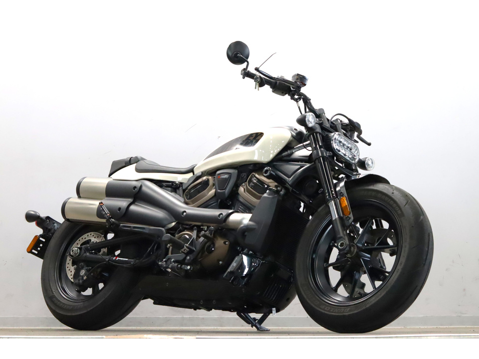 HARLEY-DAVIDSON RH1250 S