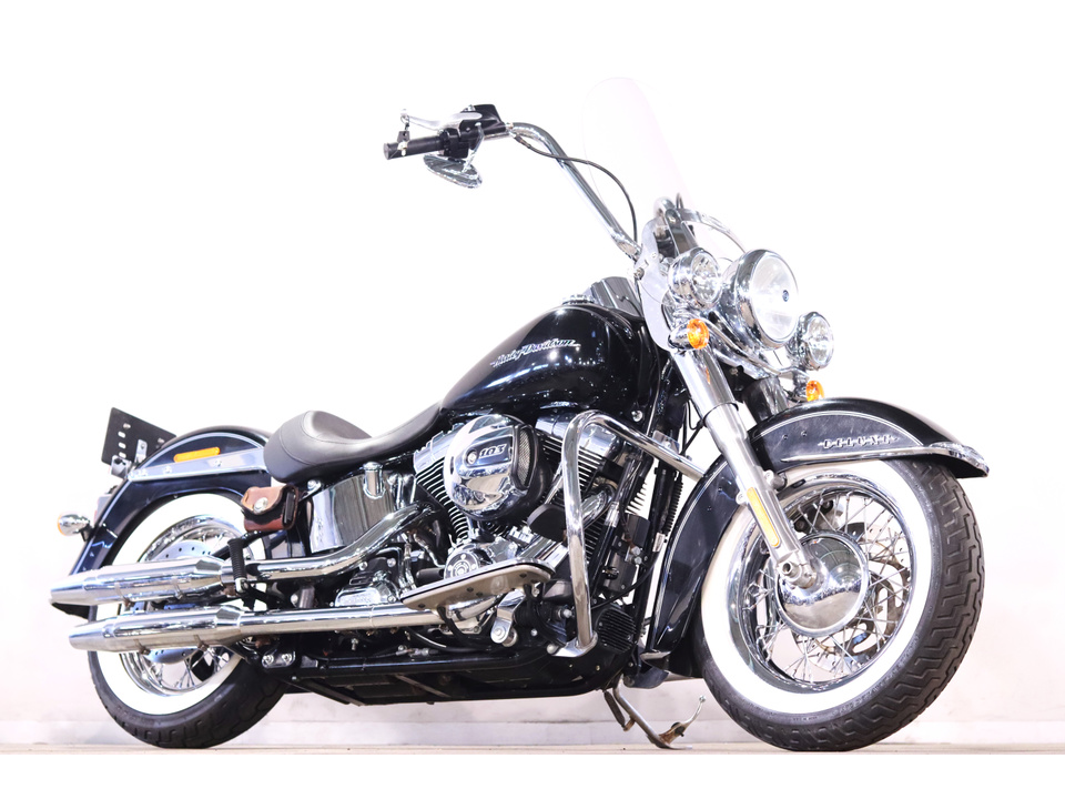 HARLEY-DAVIDSON FLSTN Softail Deluxe