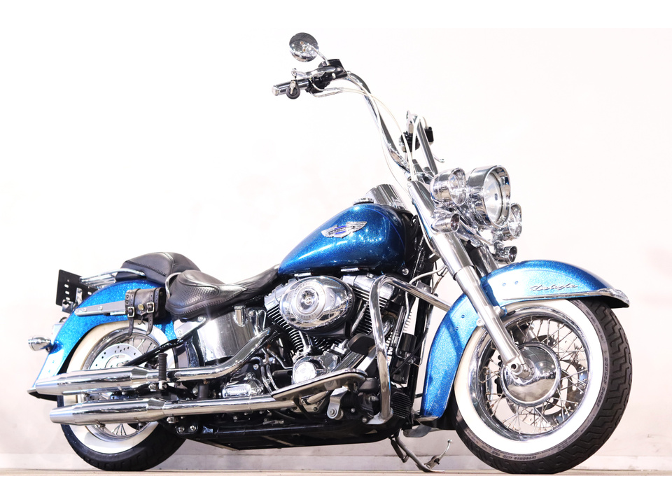 HARLEY-DAVIDSON FLSTN Softail Deluxe