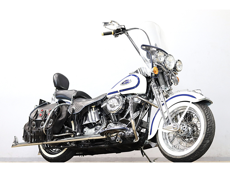 HARLEY-DAVIDSON FLSTS Heritage Springer