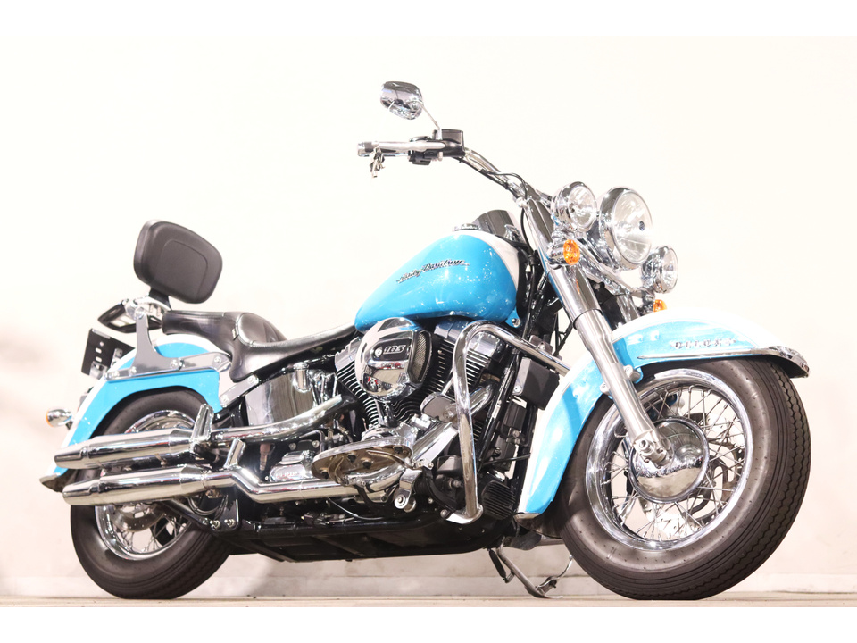 HARLEY-DAVIDSON FLSTN Softail Deluxe