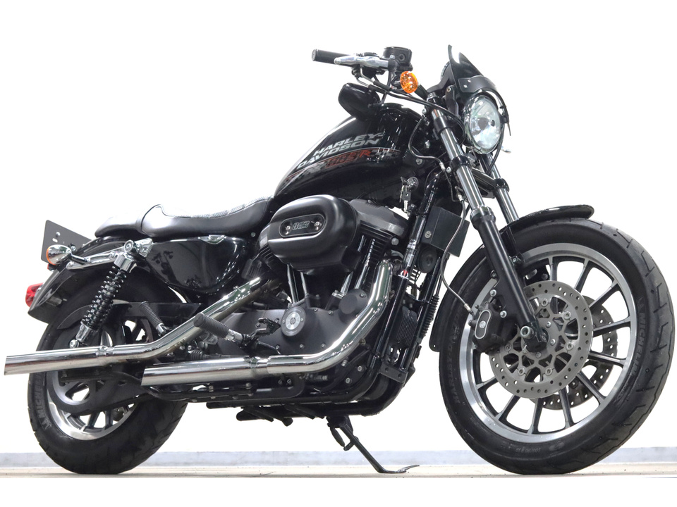 HARLEY-DAVIDSON XL883 R Sportster