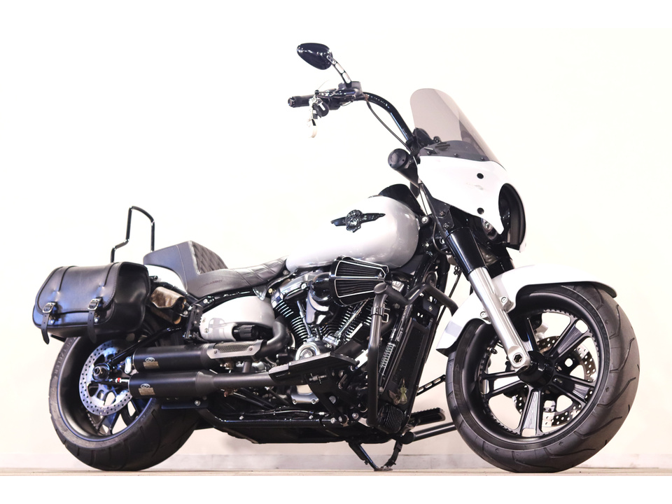 HARLEY-DAVIDSON FLFBS
