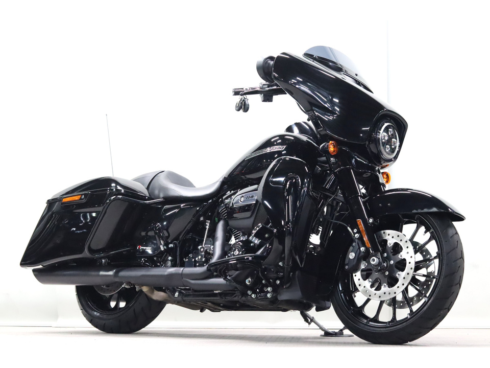 HARLEY-DAVIDSON FLHXS