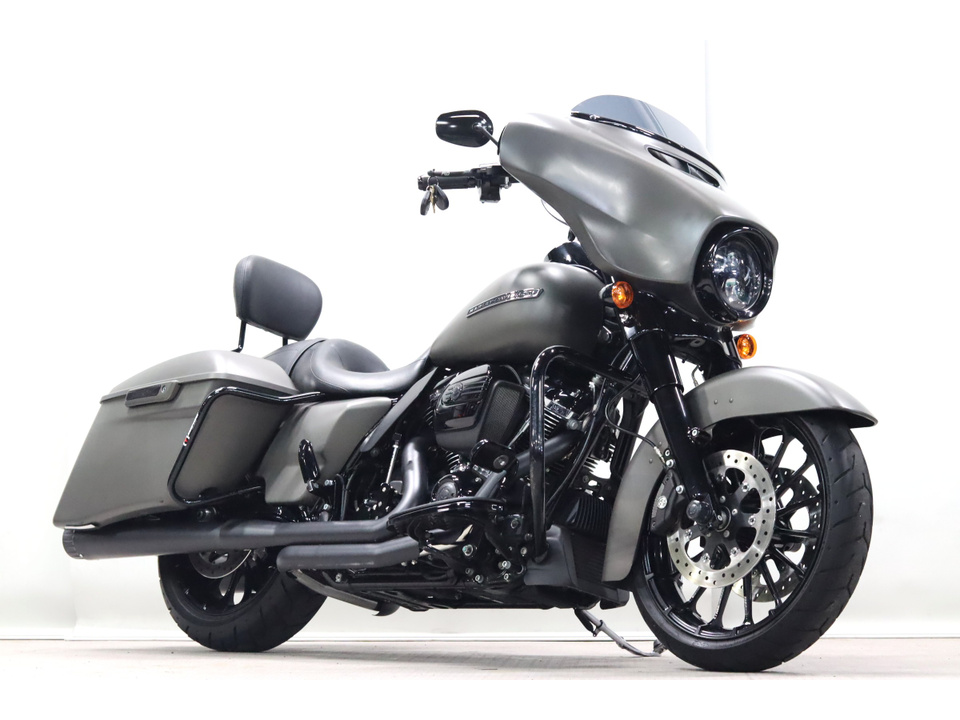 HARLEY-DAVIDSON FLHXS