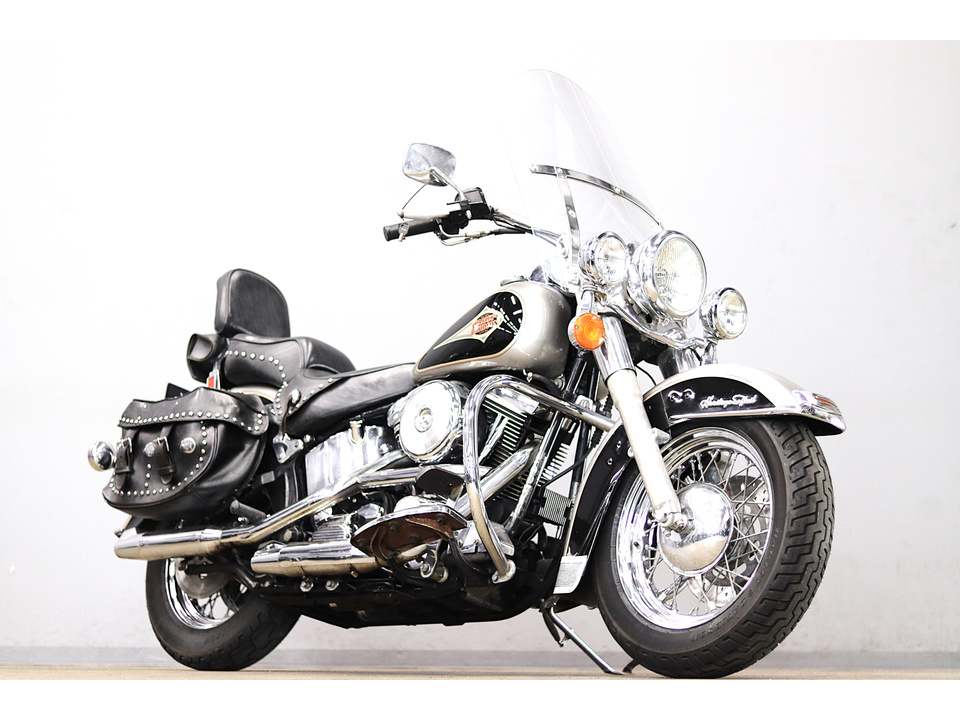 HARLEY-DAVIDSON FLSTC