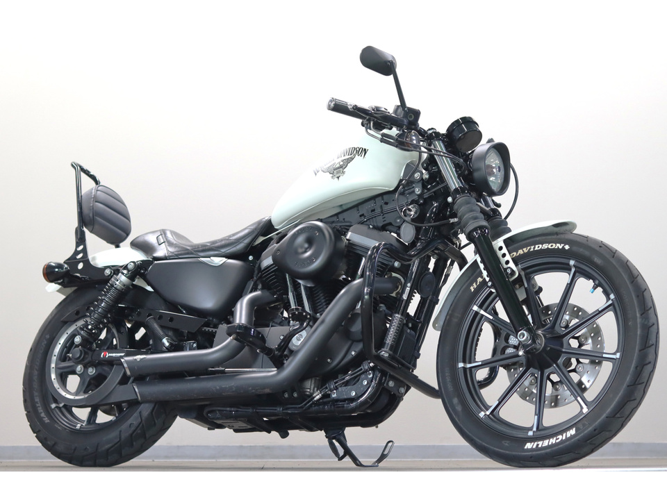 HARLEY-DAVIDSON XL883 N Iron