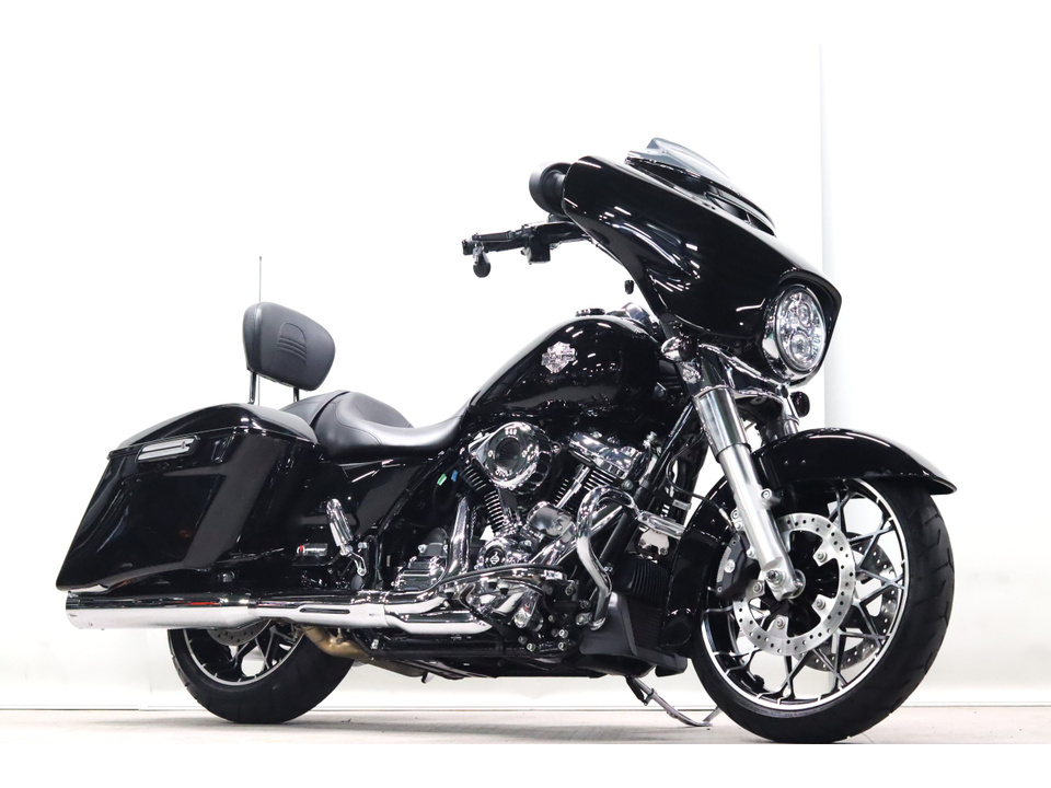 HARLEY-DAVIDSON FLHXS