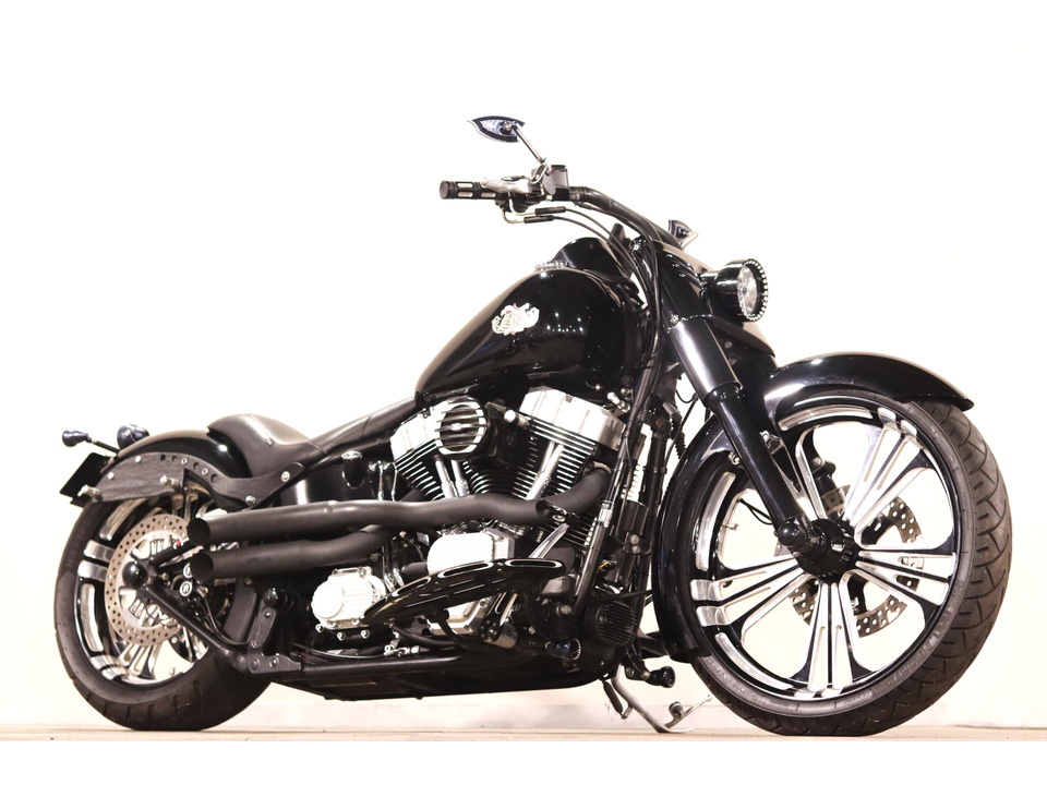 HARLEY-DAVIDSON FLSTFB
