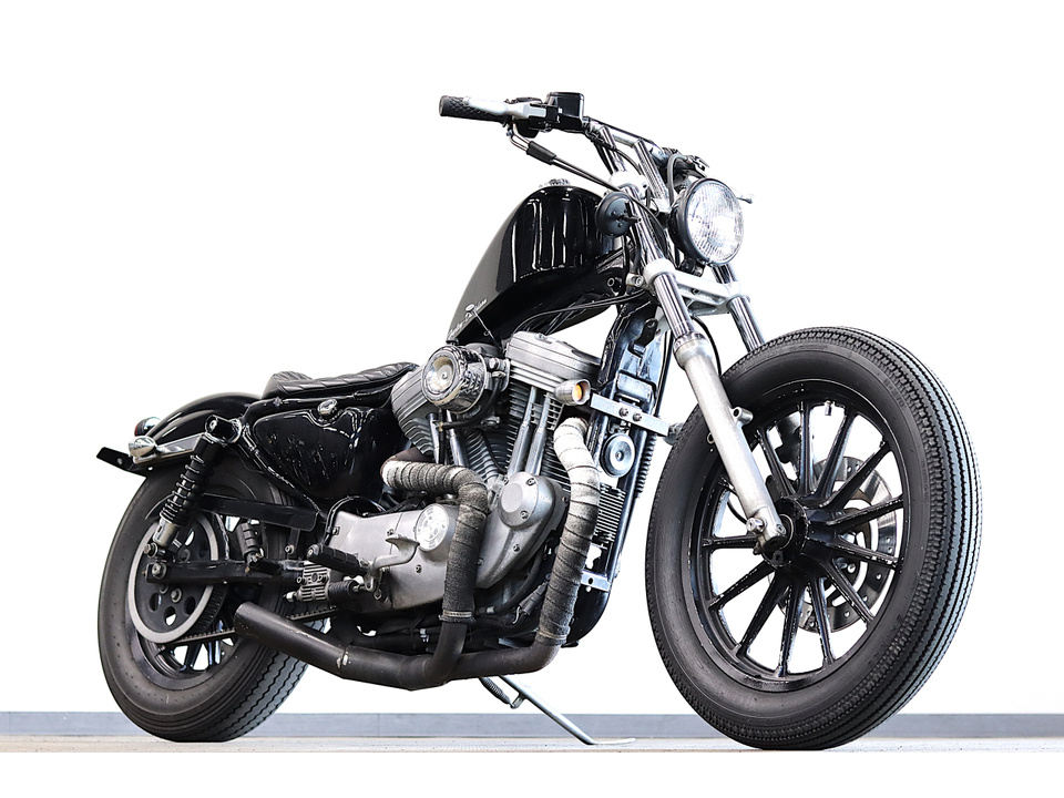 HARLEY-DAVIDSON XLH883