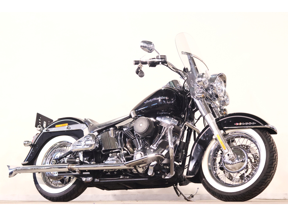 HARLEY-DAVIDSON FLSTN Softail Deluxe