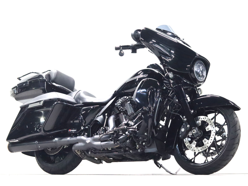 HARLEY-DAVIDSON FLHXS