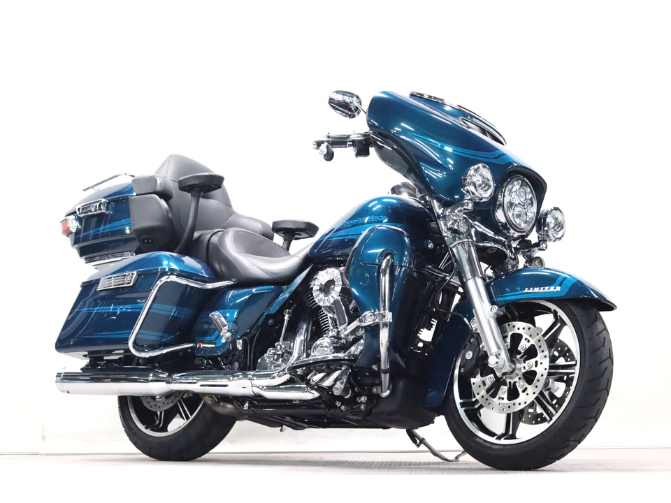 HARLEY-DAVIDSON FLHTK Ultra LTD