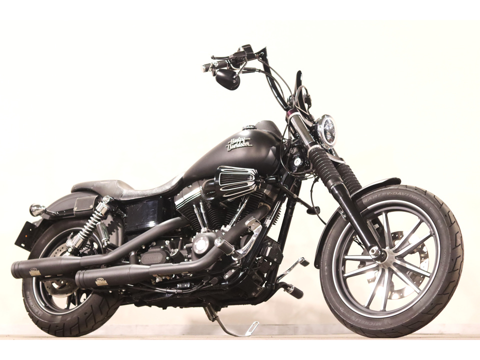HARLEY-DAVIDSON FXDBC Street Bob Special