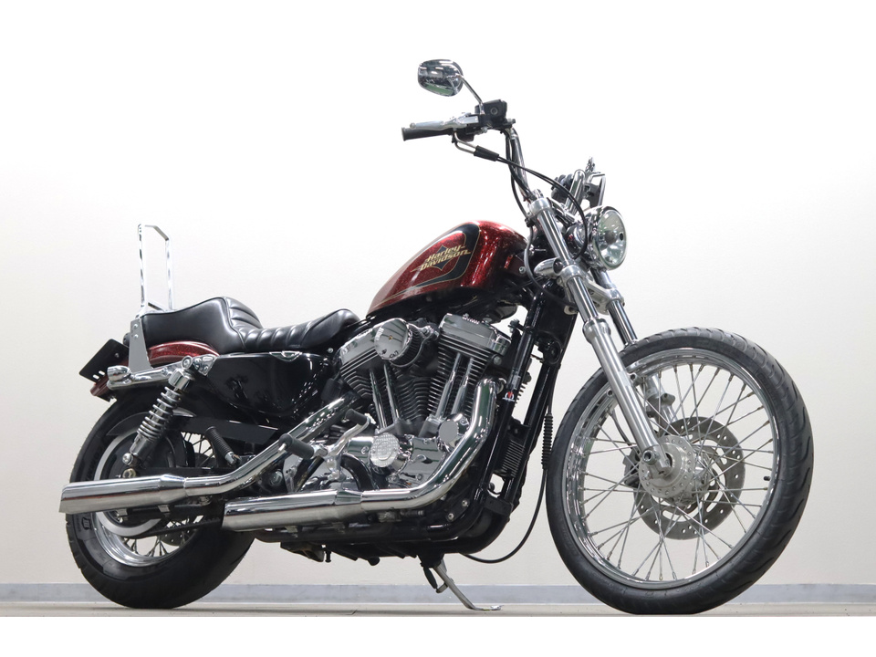 HARLEY-DAVIDSON XL1200 V Seventy-Two