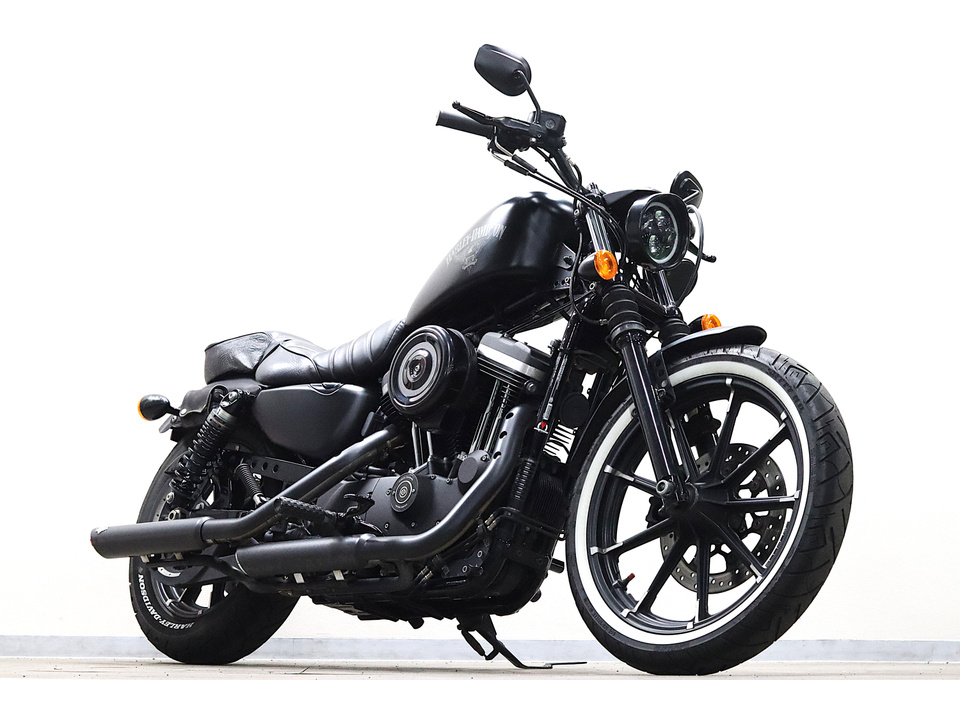 HARLEY-DAVIDSON XL883 N Iron