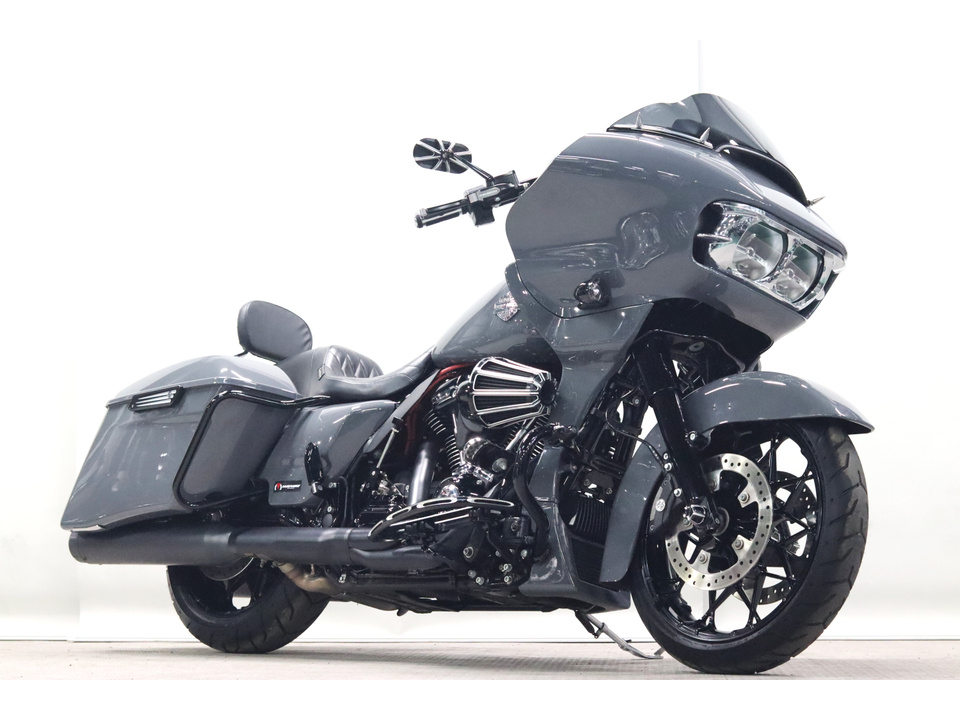 HARLEY-DAVIDSON FLTRXS Road Glide Special