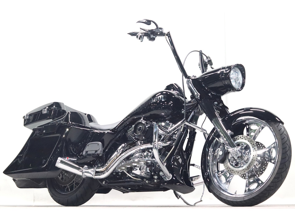 HARLEY-DAVIDSON FLHR Road King