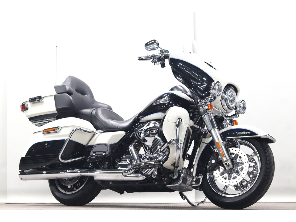 HARLEY-DAVIDSON FLHTCU TC
