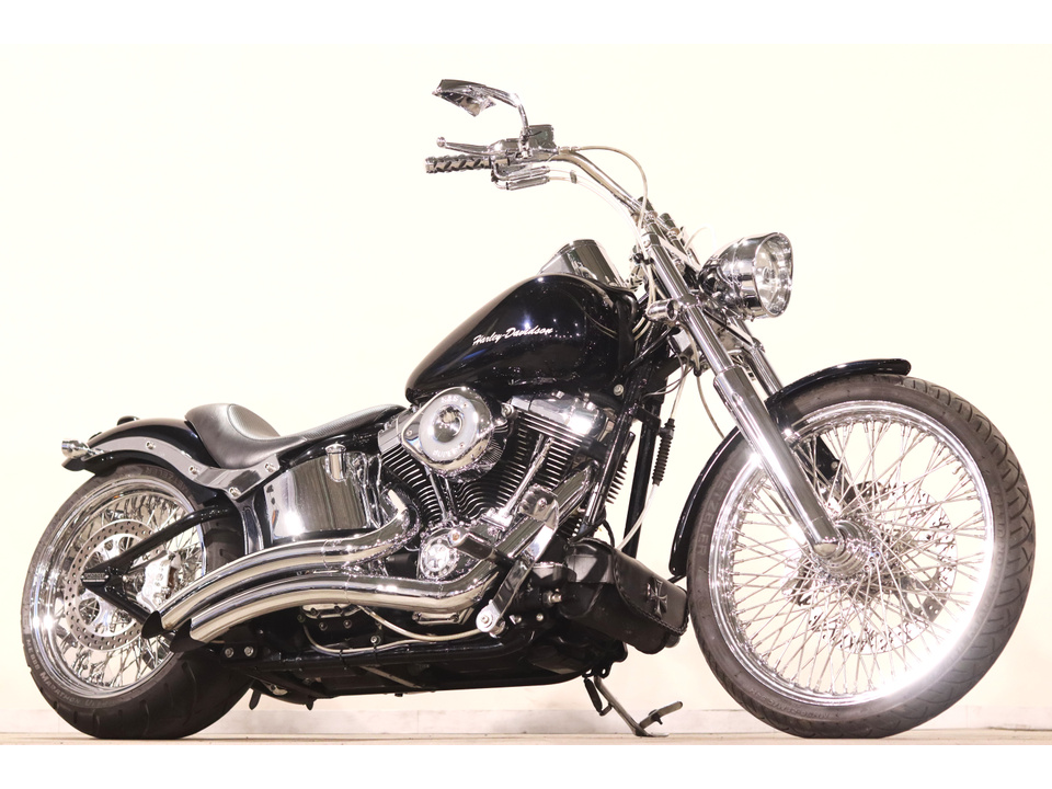 HARLEY-DAVIDSON FXSTC