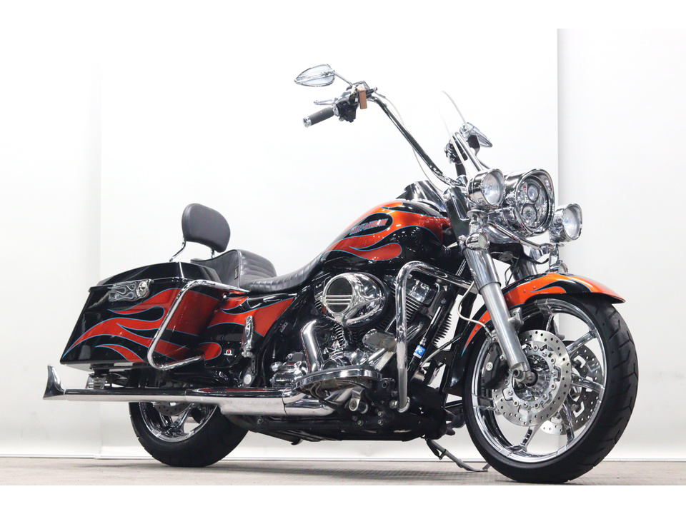 HARLEY-DAVIDSON FLHR