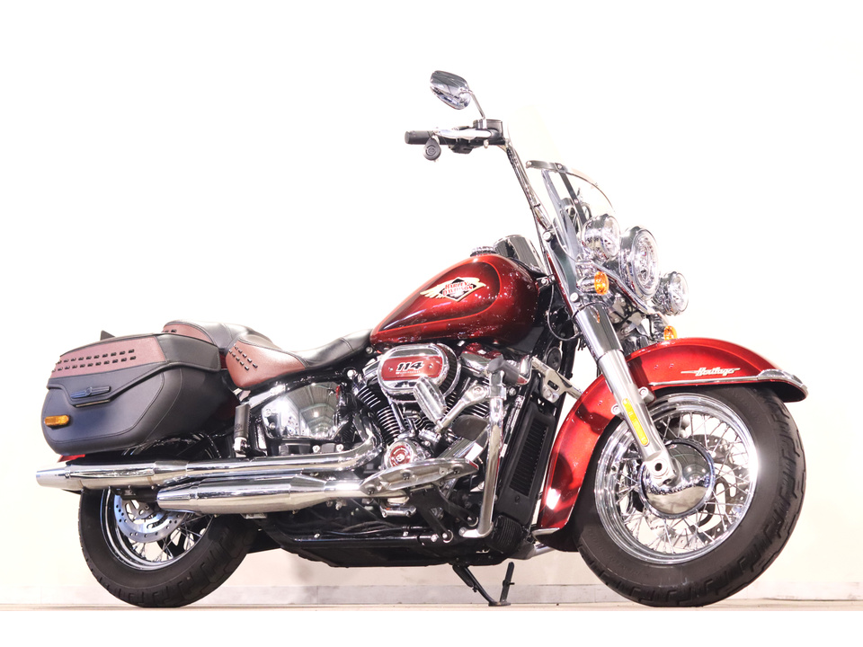 HARLEY-DAVIDSON FLHCS