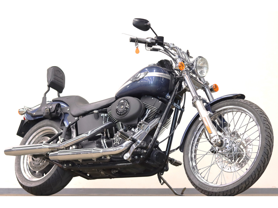 HARLEY-DAVIDSON FXSTB