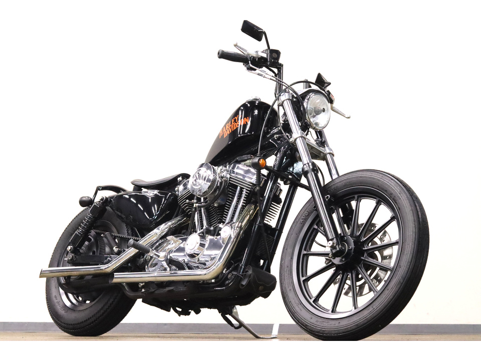 HARLEY-DAVIDSON XL1200 Custom