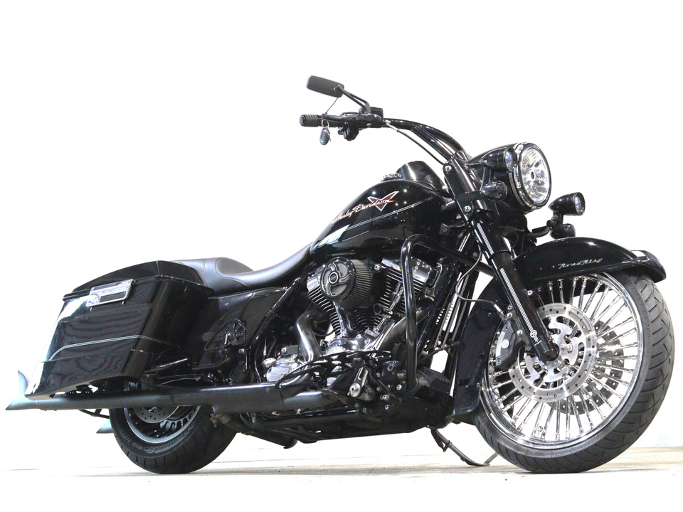 HARLEY-DAVIDSON FLHR