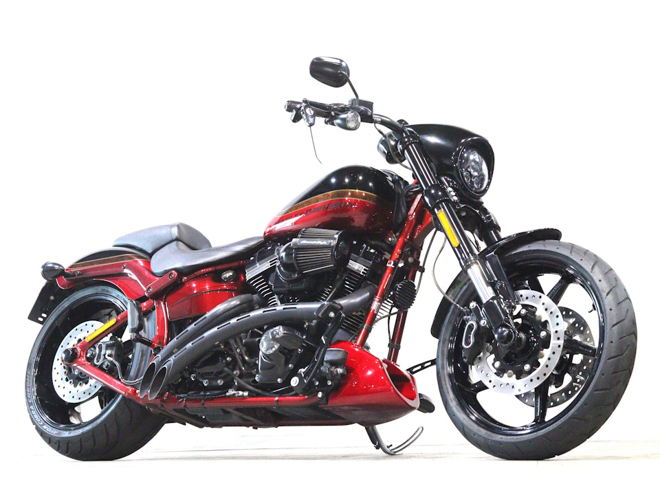 HARLEY-DAVIDSON FXSE CVO