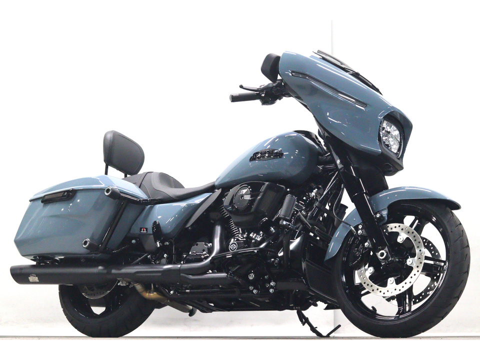 HARLEY-DAVIDSON FLHX Street Glide