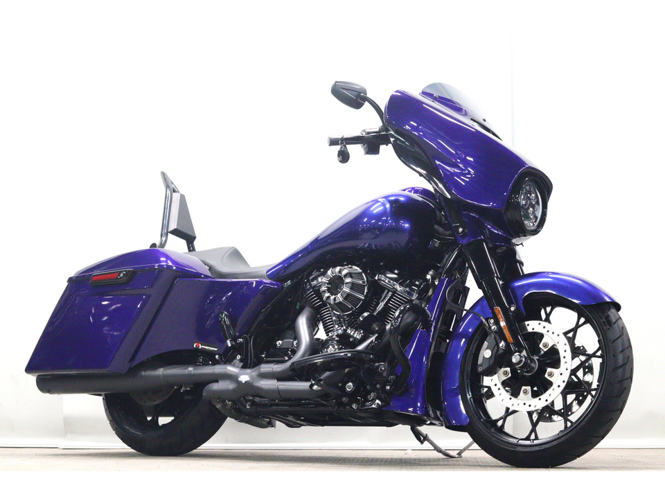 HARLEY-DAVIDSON FLHXS