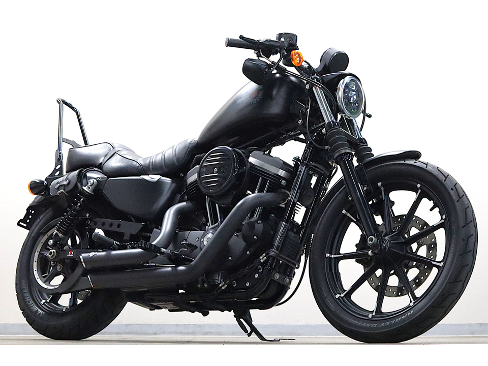 HARLEY-DAVIDSON XL883 N Iron