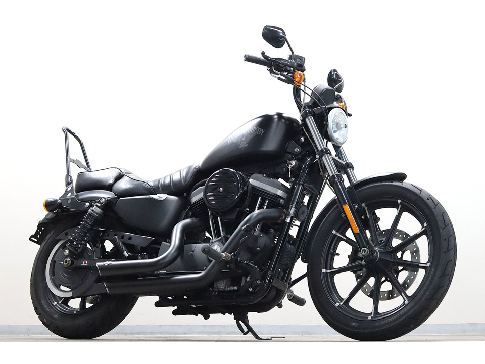 HARLEY-DAVIDSON XL883 N Iron