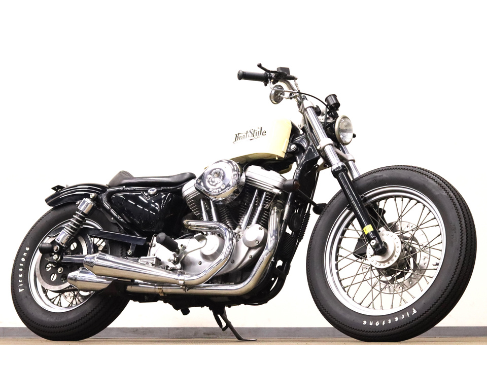 HARLEY-DAVIDSON XLH883
