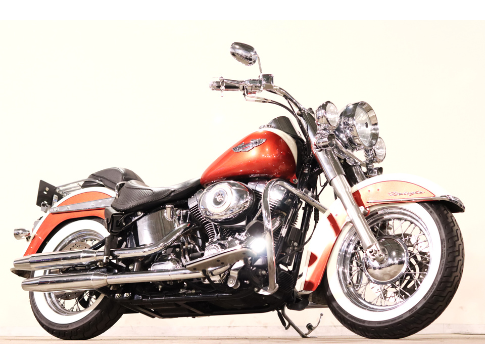 HARLEY-DAVIDSON FLSTN Softail Deluxe