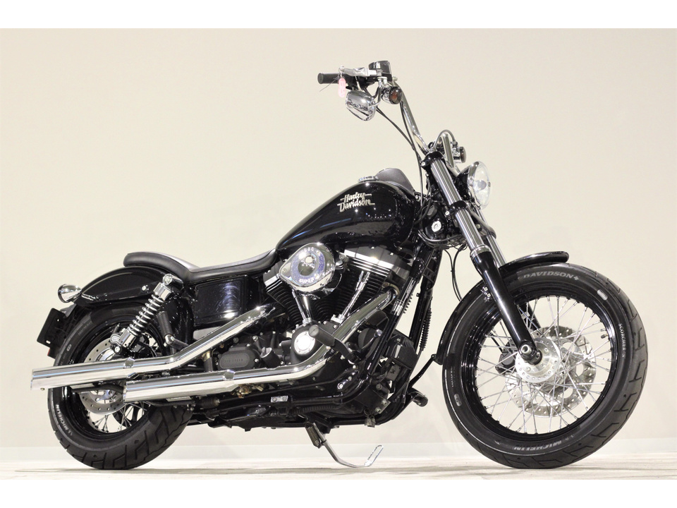 HARLEY-DAVIDSON FXDB Dyna Street Bob