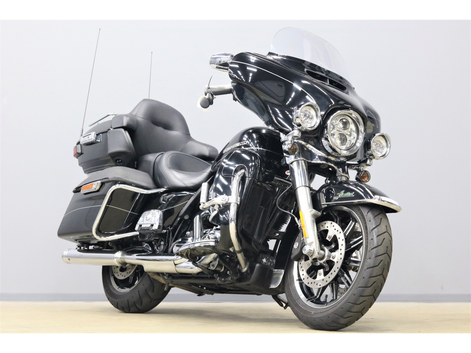 HARLEY-DAVIDSON FLHTK TC Ultra LTD