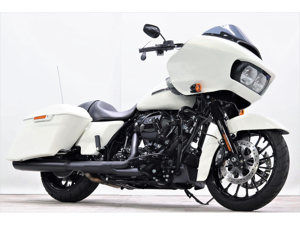 HARLEY-DAVIDSON FLTRXS Road Glide Special