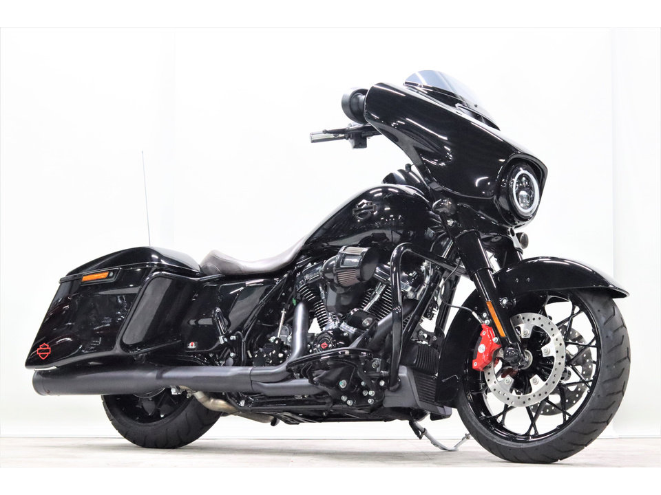 HARLEY-DAVIDSON FLHX Street Glide Special